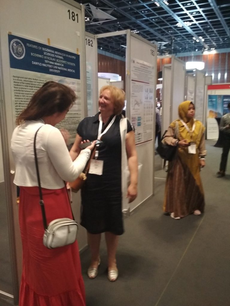 Всесвітнії конгрес неврології  WCN 2019 року в Дубаї, ОАЕ.