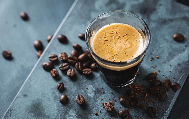 Кава і до кави… серцеві проблеми?  Чи підвищує кава ризик серцевих захворювань?