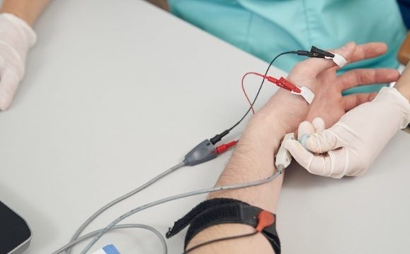 Електронейроміографія у двох локаціях медичного центру Дельта Мед